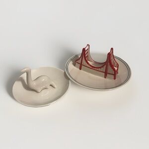 2 Ceramic Trinket Jewelry Dishes - San Francisco Golden Gate Bridge / Dinosaur